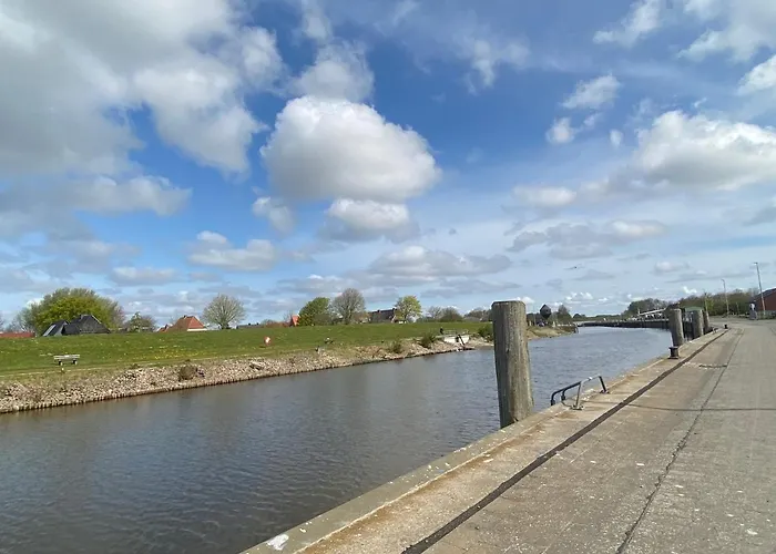 Rum i privatbostad Kleines Doppelzimmer Mit Eigenem Bad Und Kuehlschrank, Frisch Saniert *