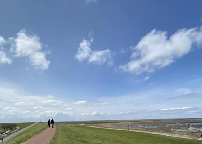 Kleines Doppelzimmer Mit Eigenem Bad Und Kuehlschrank, Frisch Saniert Homestay